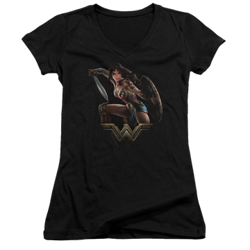 Wonder Woman Fight Juniors V-Neck T-Shirt Juniors V-Neck T-Shirt Wonder Woman   