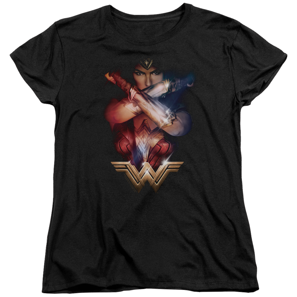 Wonder Woman Arms Crossed Women's T-Shirt Women's T-Shirt Wonder Woman   